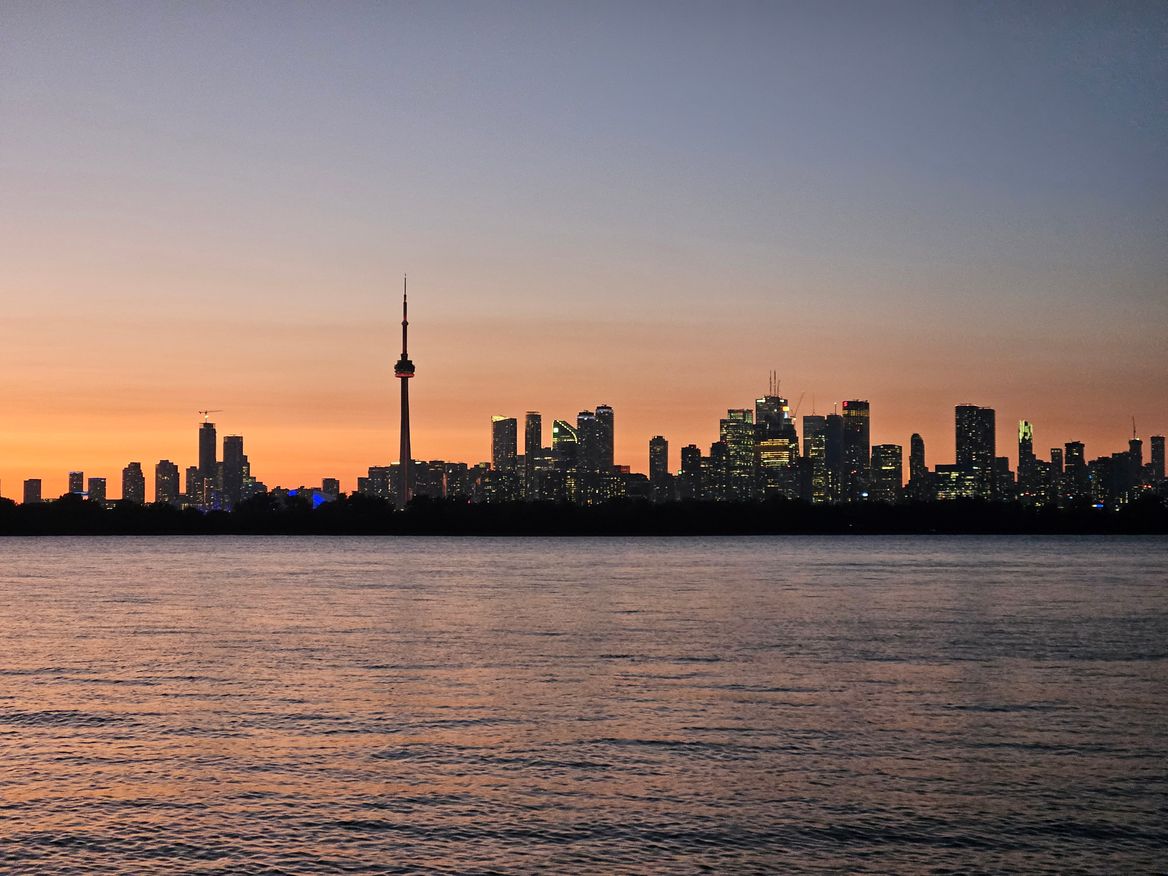 Picture of Toronto skyline from Tommy Thompson park